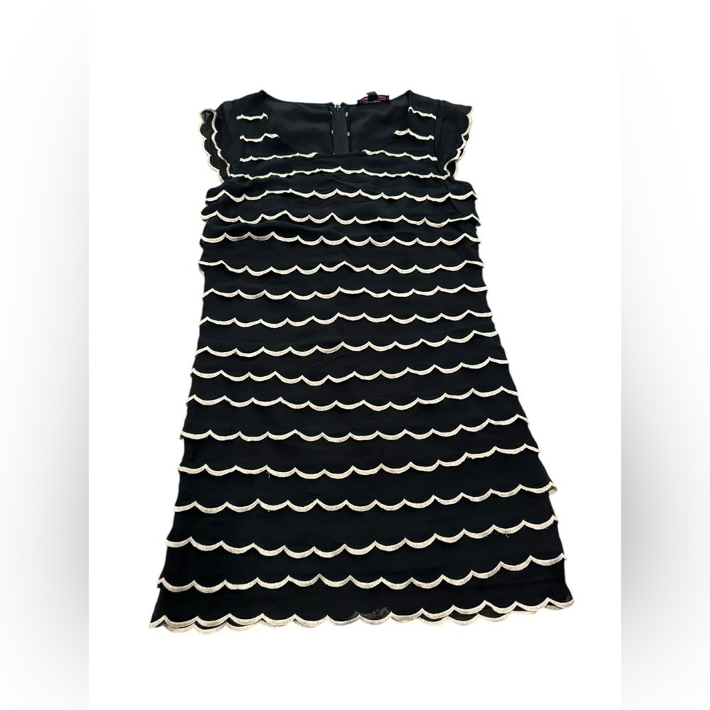 EUC Vintage Y2K Tiered Scalloped Silk Betsey Johnson Dress sz 4 Holiday Beauty